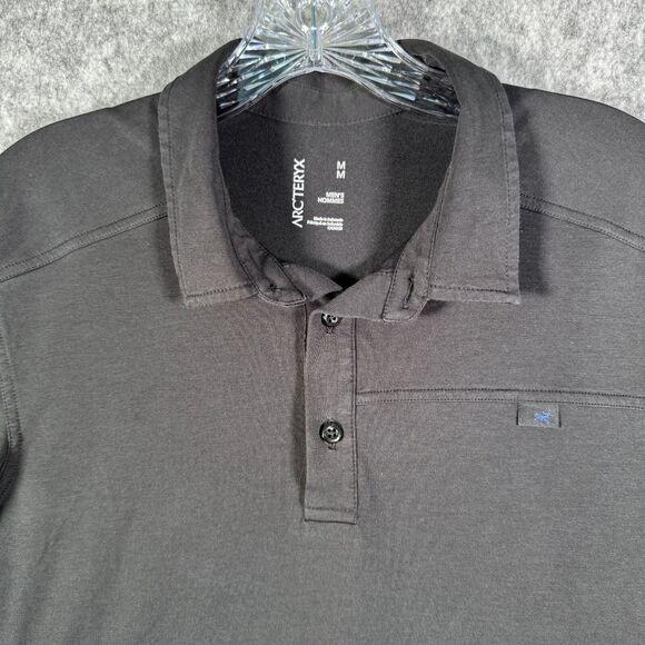 Arcteryx Captive Polo Shirt Mens Black Medium Short Sleeve Outdoor Hike Trail